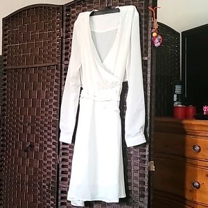 Dress//long sleeves.// FOR CLOSET CLOSING ONLY